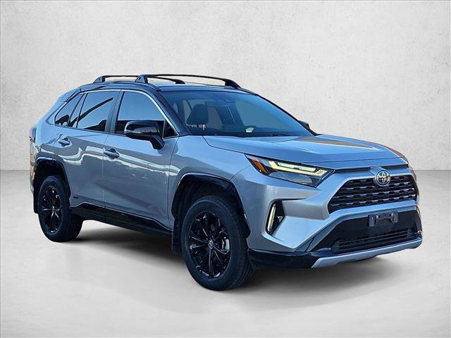 Used 2022 Toyota RAV4 XSE AWD/4WD image 3