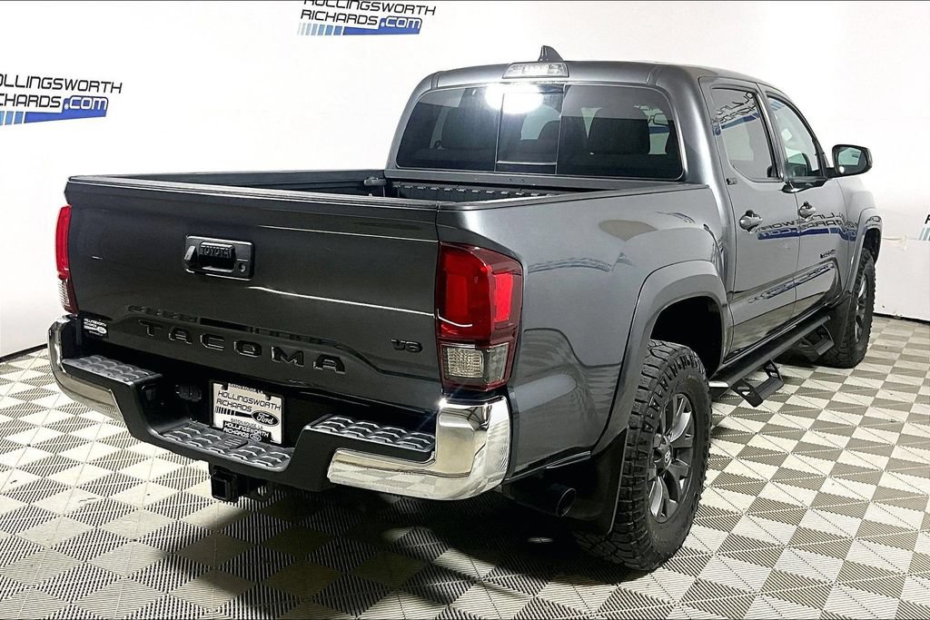 Used 2023 Toyota Tacoma SR5 RWD image 9