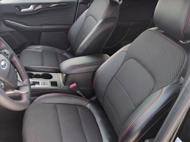 Certified 2023 Ford Escape ST-Line w/ Tech Pack #1 image 16