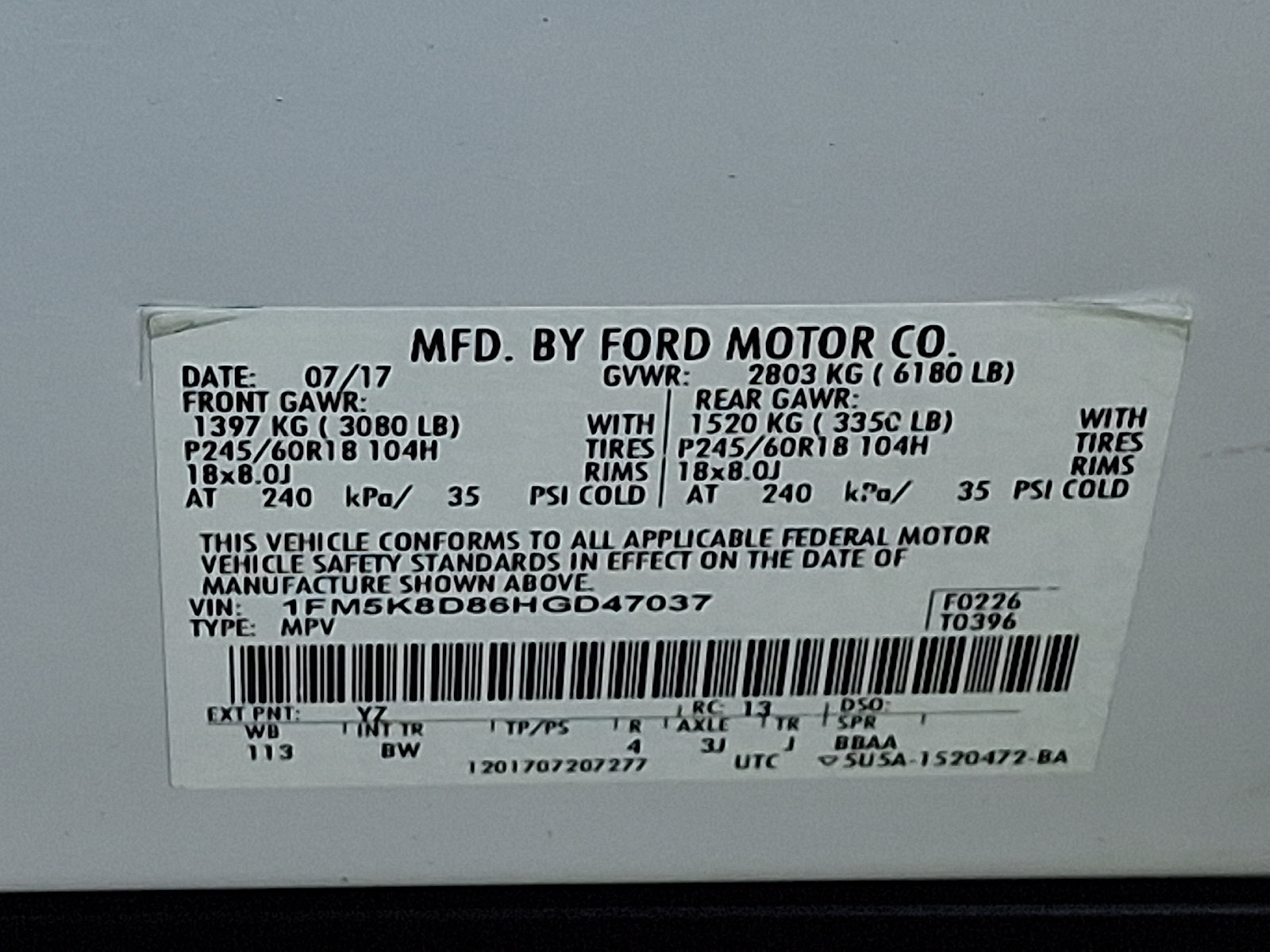 Certified 2017 Ford Explorer XLT w/ Equipment Group 202A AWD/4WD image 26