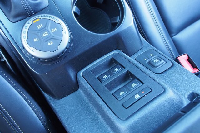 Certified 2025 Ford Bronco Badlands AWD/4WD image 24
