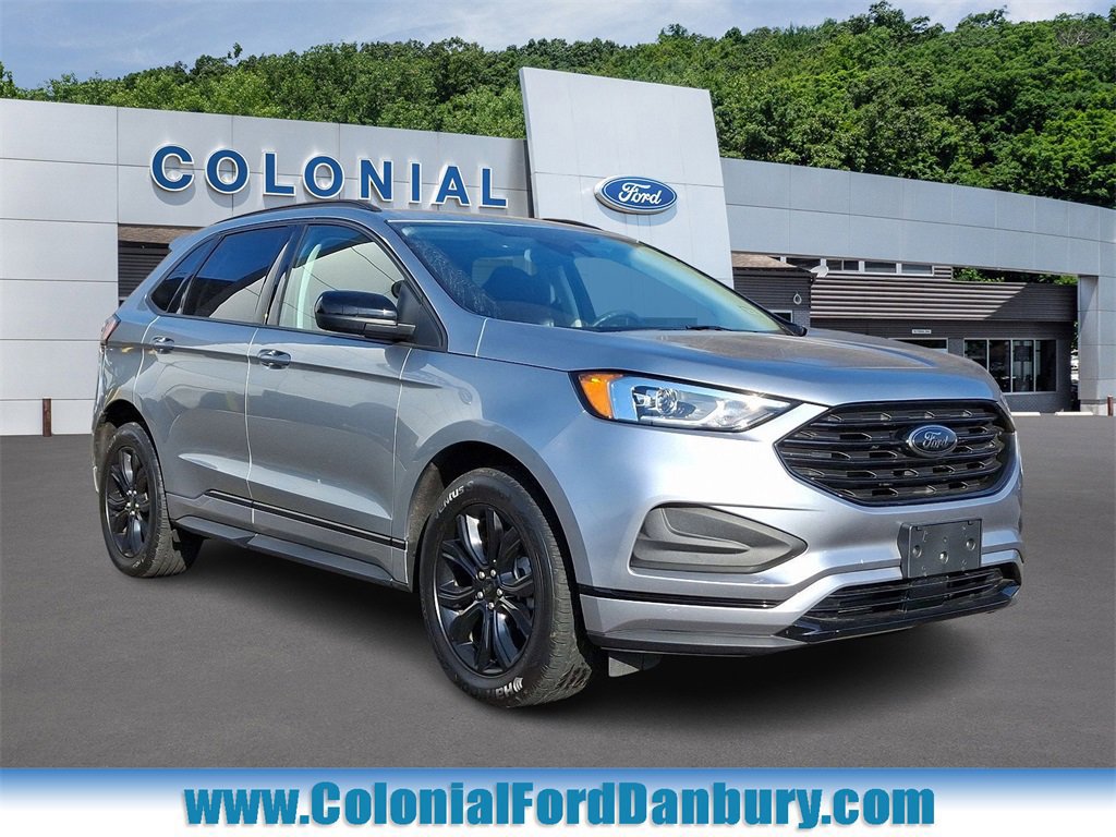 Certified 2022 Ford Edge SE w/ Black Appearance Package image 6
