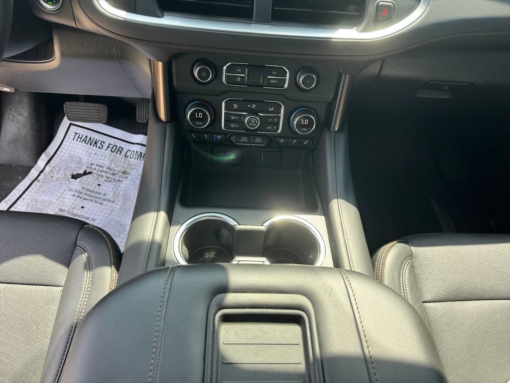 Used 2023 Chevrolet Tahoe High Country AWD/4WD image 13