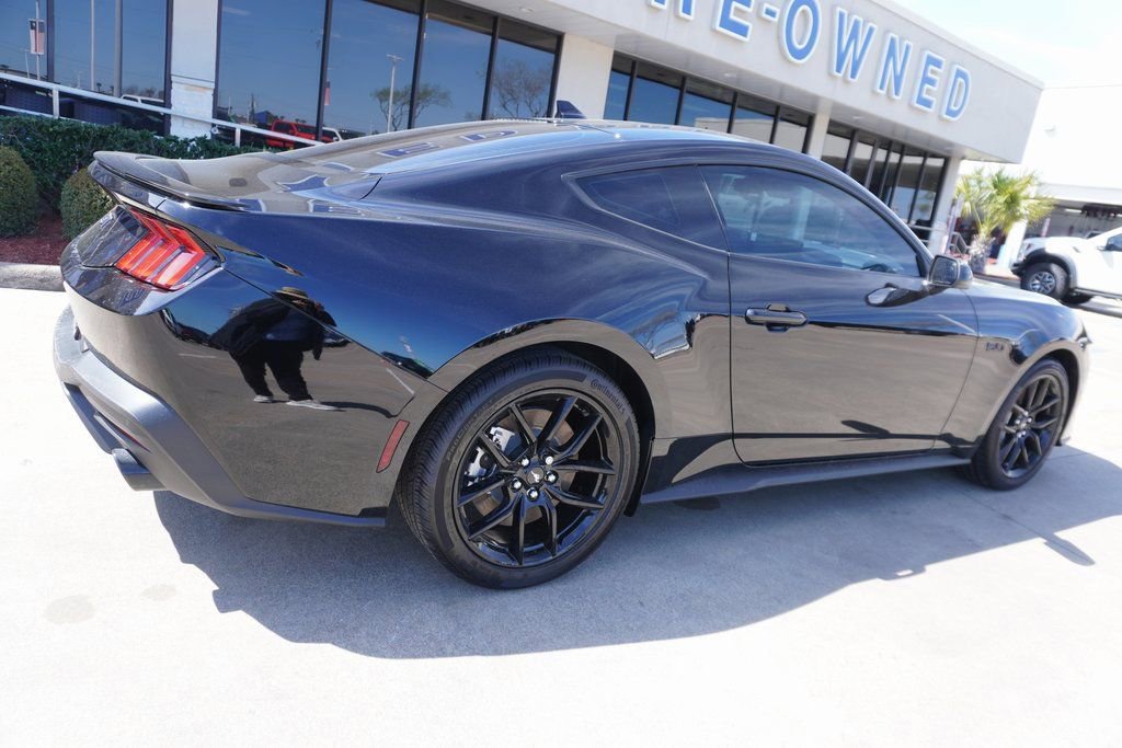 Certified 2025 Ford Mustang GT image 4