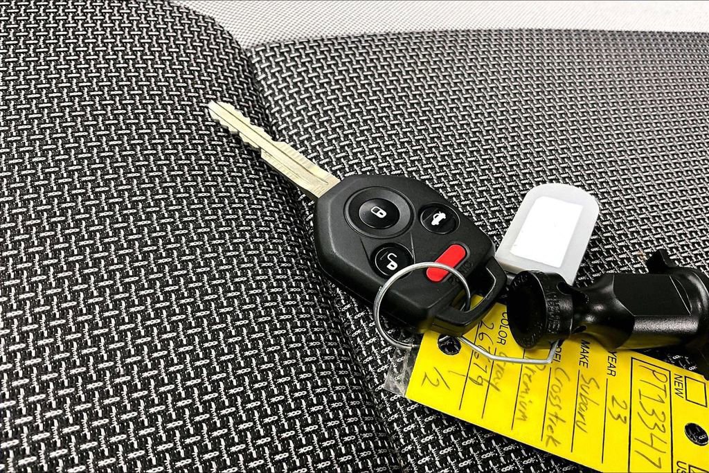 Used 2023 Subaru Crosstrek 2.0i Premium AWD/4WD image 13