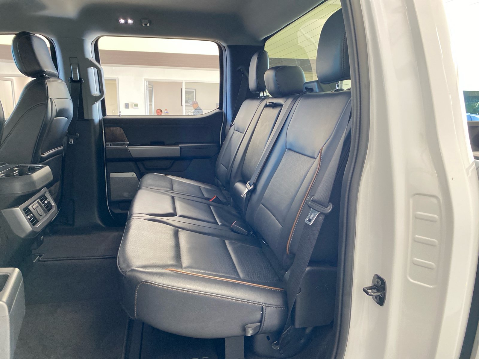 Certified 2025 Ford F350 Lariat AWD/4WD image 9