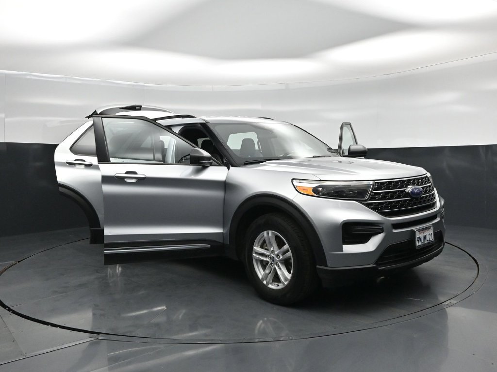 Certified 2020 Ford Explorer XLT RWD image 31