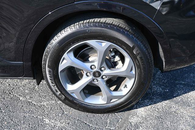 Certified 2024 Ford Escape ST-Line w/ Tech Pack #1 AWD/4WD image 15