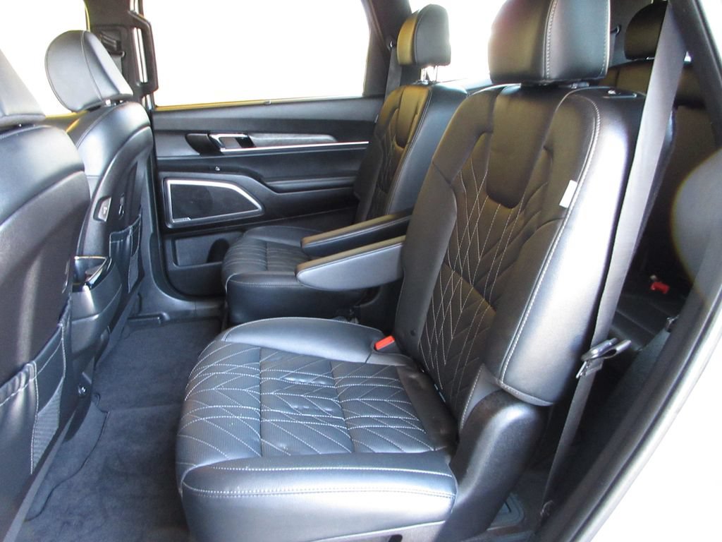 Used 2024 Kia Telluride EX X-Line AWD/4WD image 25