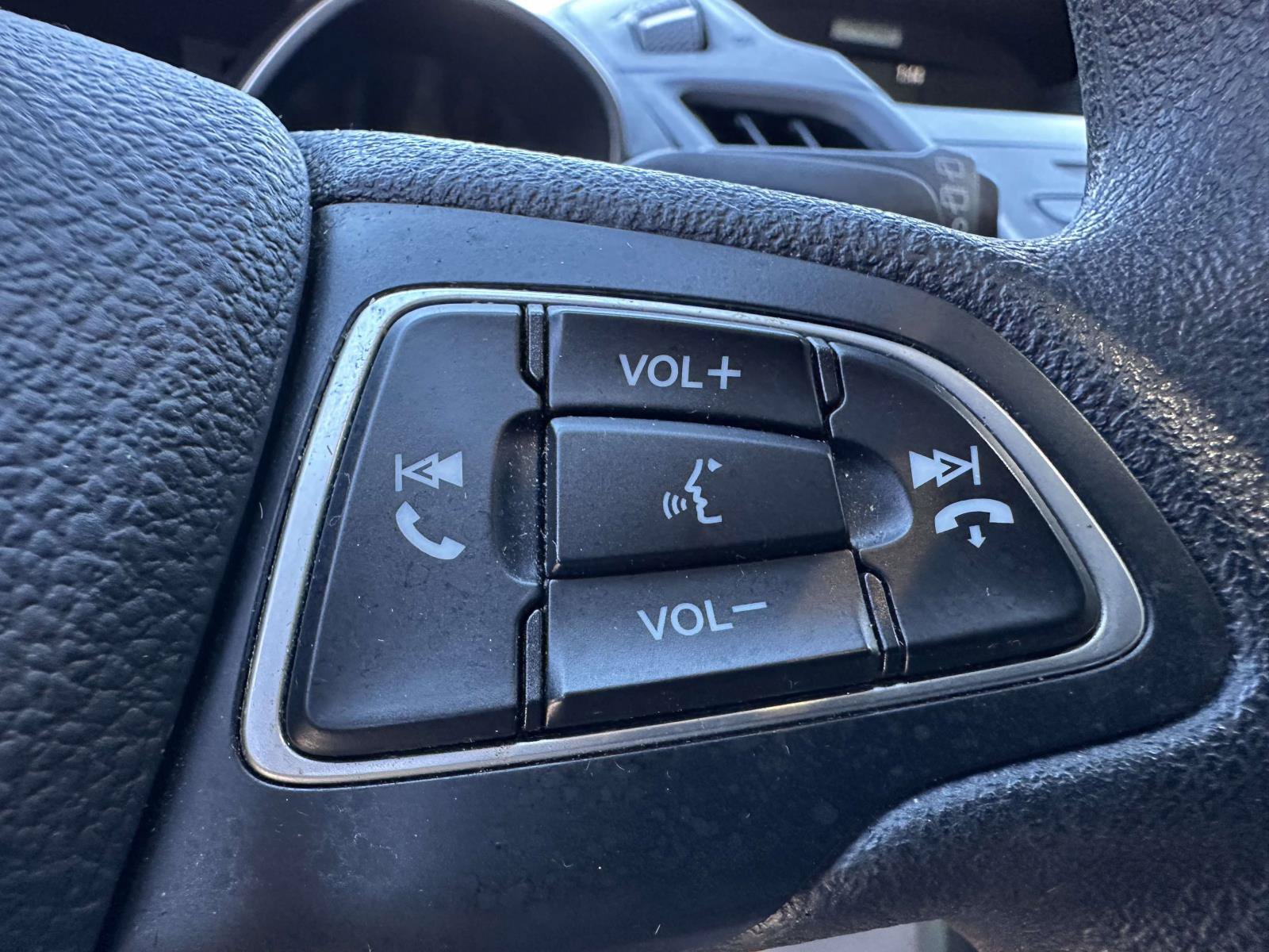 Certified 2018 Ford Escape S FWD image 11