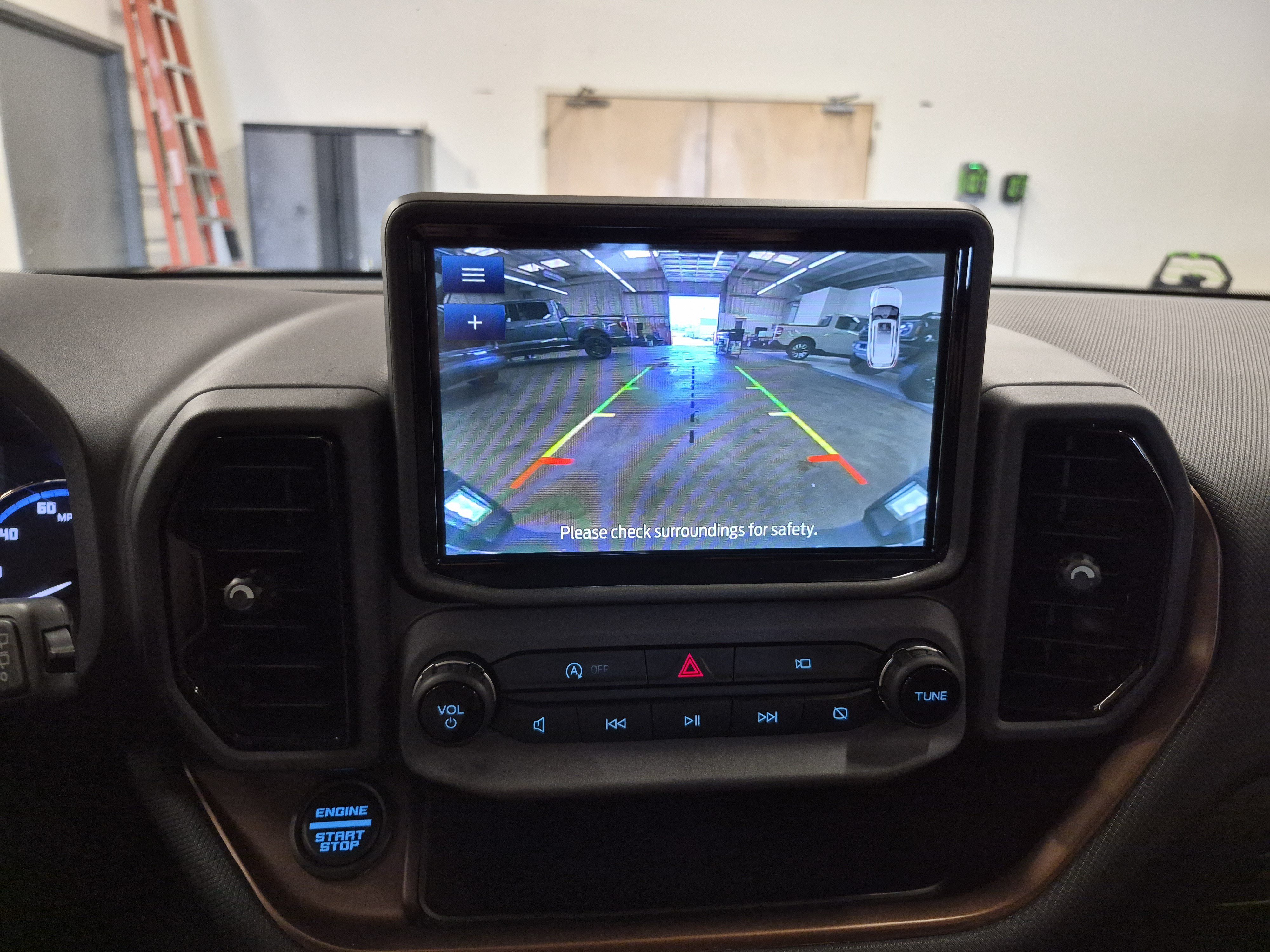 Certified 2022 Ford Bronco Sport Badlands w/ Premium Package AWD/4WD image 37