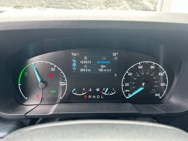 Certified 2023 Ford Maverick XLT w/ XLT Luxury Package image 2