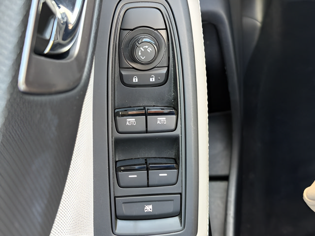 Used 2023 Subaru Forester Premium AWD/4WD image 18