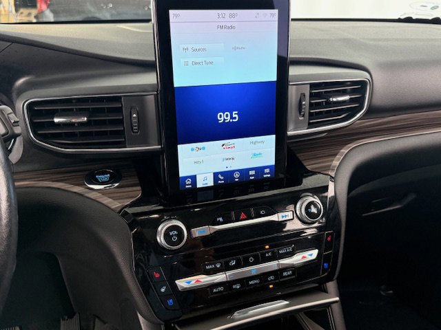 Certified 2022 Ford Explorer Limited w/ Limited Technology Package image 13