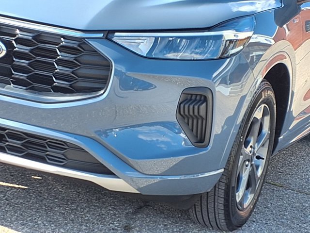 Certified 2024 Ford Escape ST-Line w/ Tech Pack #1 AWD/4WD image 27