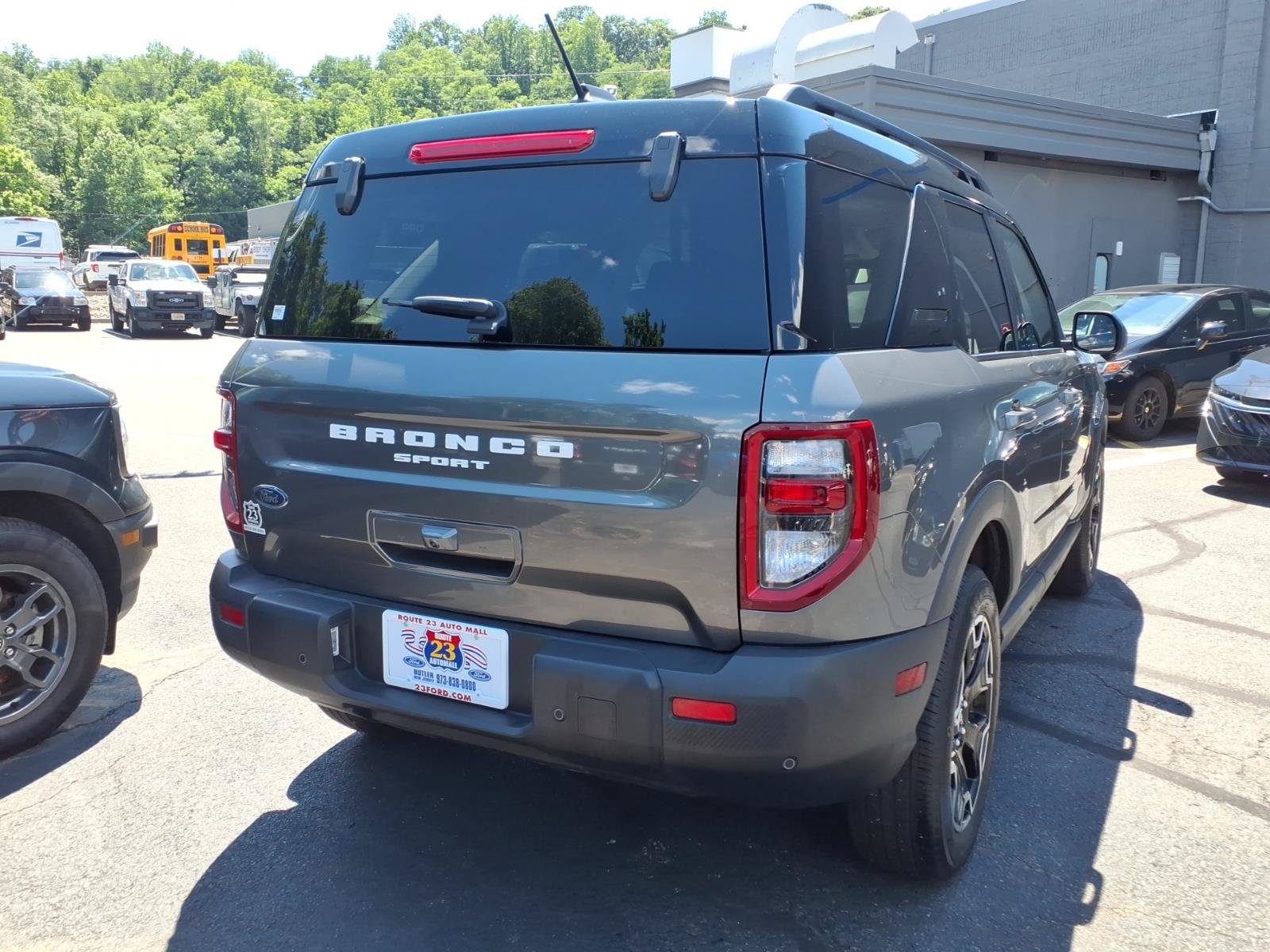Certified 2025 Ford Bronco Sport Outer Banks w/ Outer Banks Tech Package+ AWD/4WD image 8