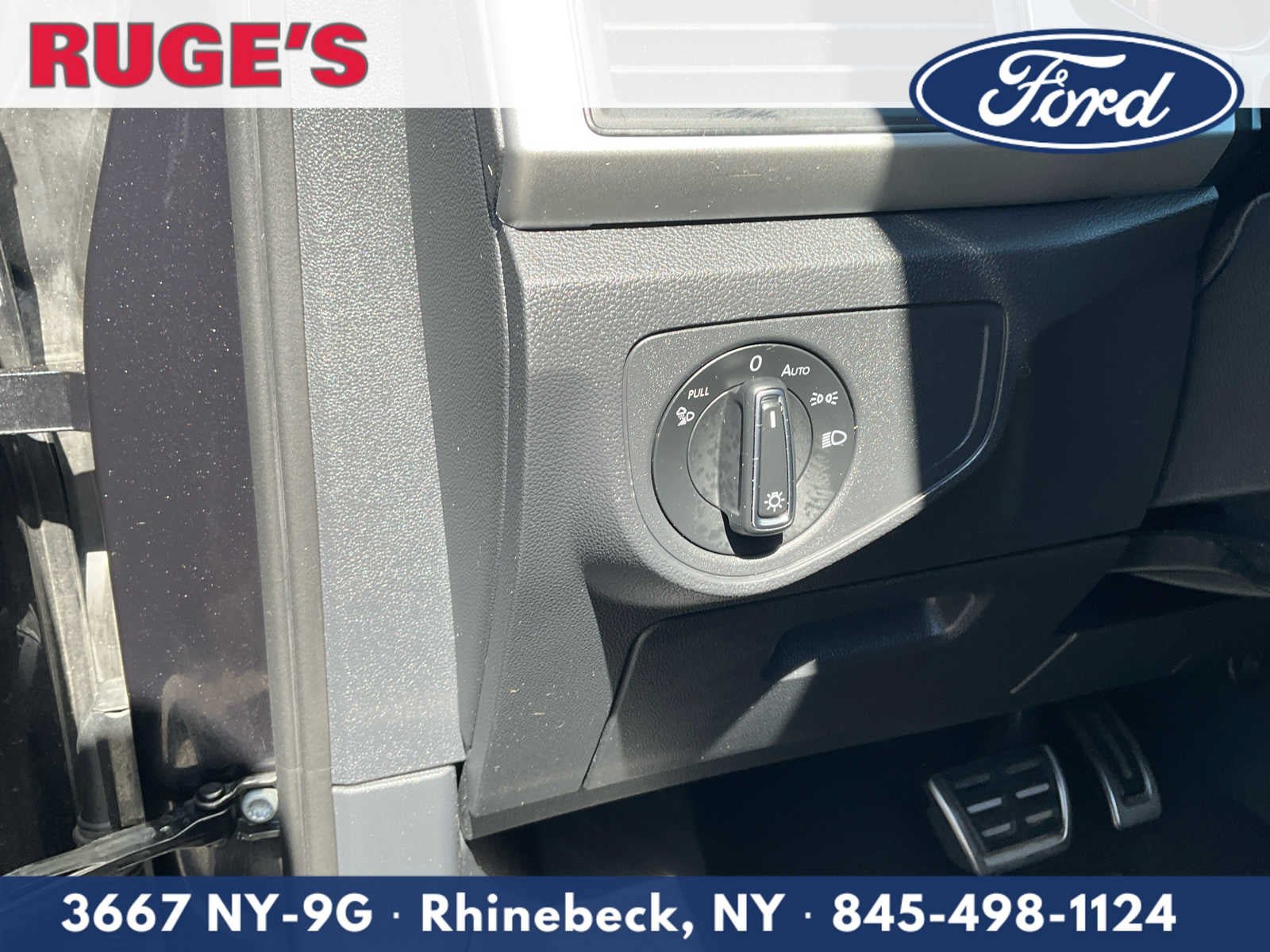 Used 2021 Volkswagen Atlas Cross Sport SE w/ Panoramic Sunroof Package AWD/4WD image 34