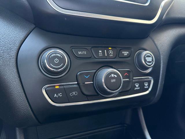 Used 2021 Jeep Cherokee Latitude Plus image 21