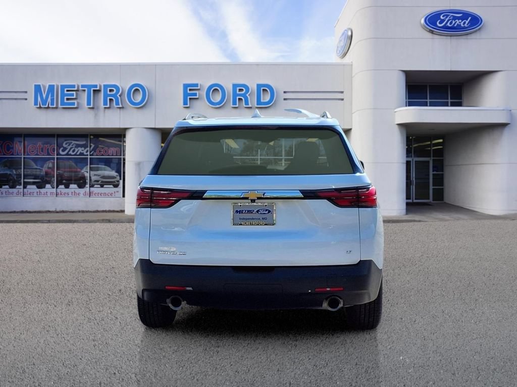 Used 2023 Chevrolet Traverse LT AWD/4WD image 4