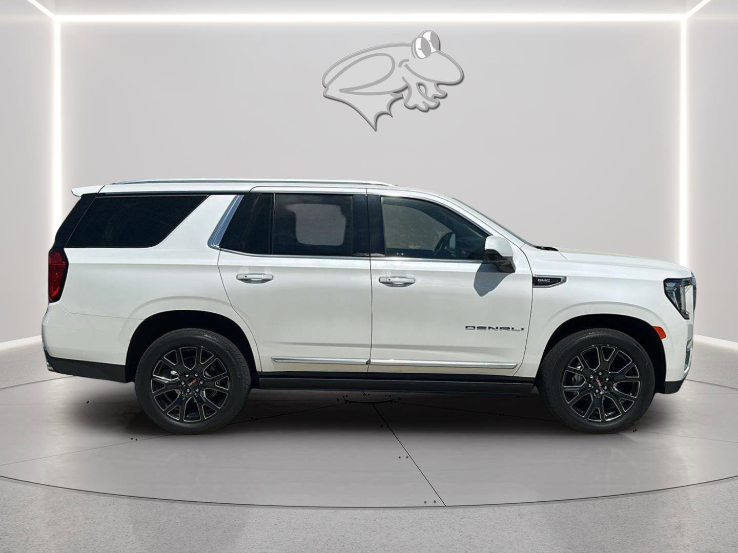 Used 2023 GMC Yukon Denali w/ Max Trailering Package AWD/4WD image 6