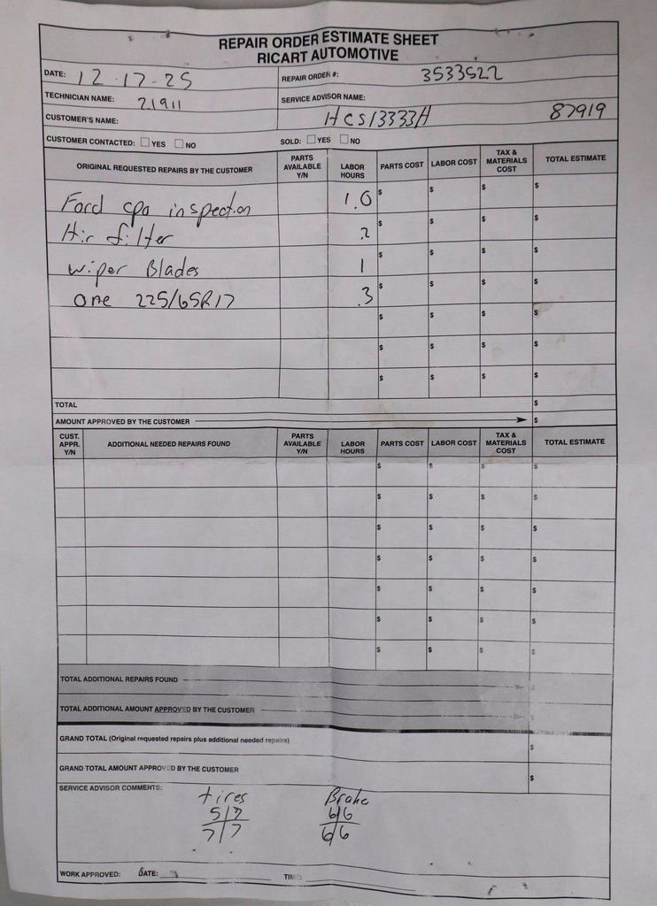 Used 2022 GMC Terrain AT4 w/ Infotainment Package II image 12