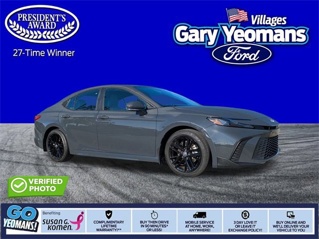 Used 2025 Toyota Camry SE image 7