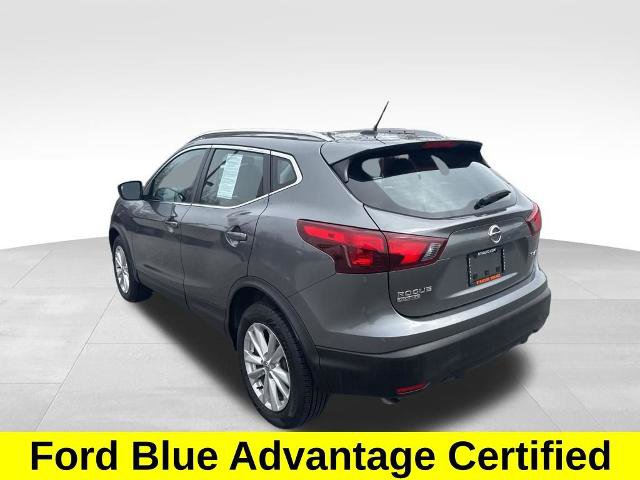 Used 2017 Nissan Rogue Sport SV w/ SV All-Weather Package AWD/4WD image 3