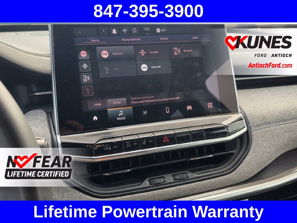 Used 2024 Jeep Compass Latitude AWD/4WD image 47