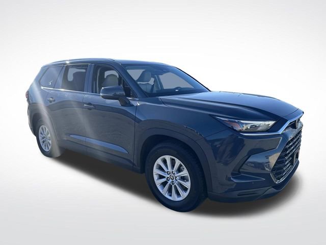 Used 2024 Toyota Grand Highlander XLE image 11