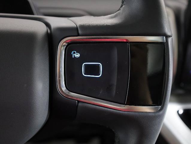 Certified 2025 Ford Expedition Active AWD/4WD image 18
