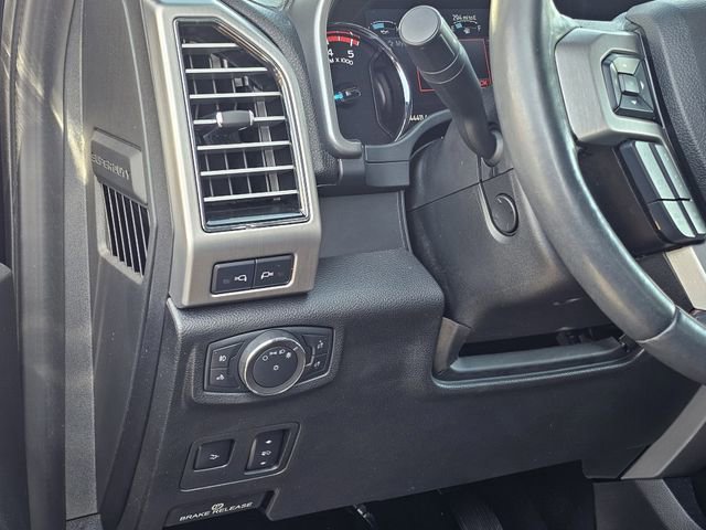 Certified 2020 Ford F250 Platinum w/ FX4 Off-Road Package image 18