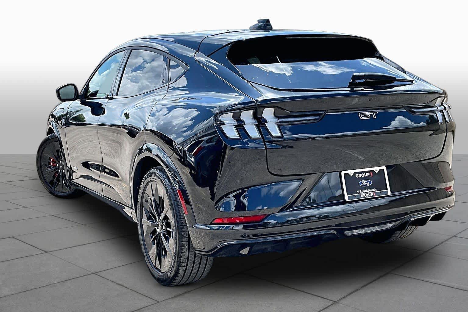 Certified 2025 Ford Mustang Mach-E GT AWD/4WD image 15