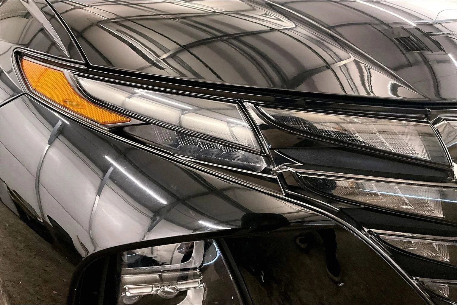 Used 2022 Hyundai Tucson Limited w/ Cargo Package image 27