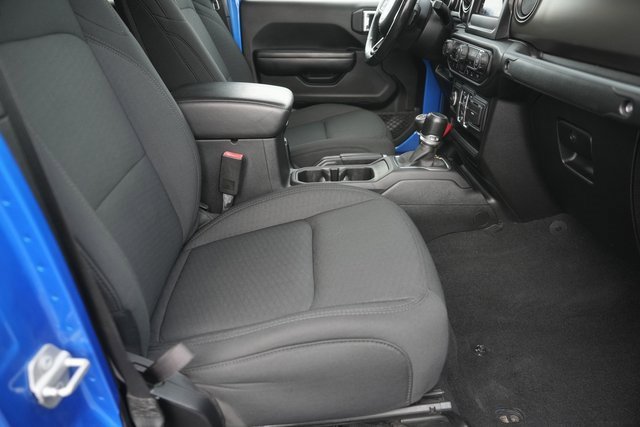 Used 2021 Jeep Gladiator Willys image 18