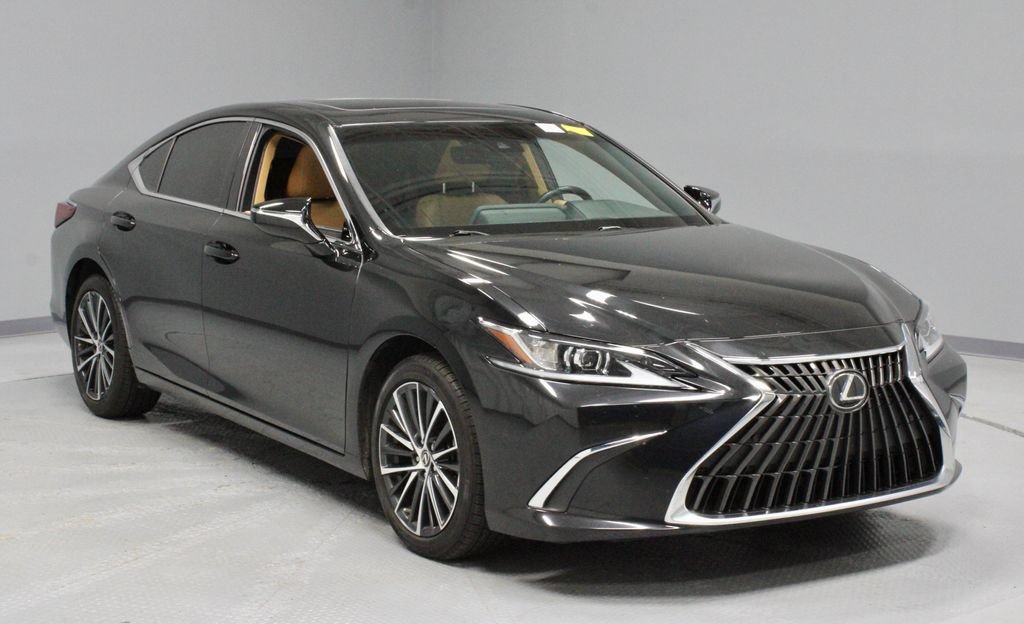 Used 2024 Lexus ES 250 w/ Premium Package