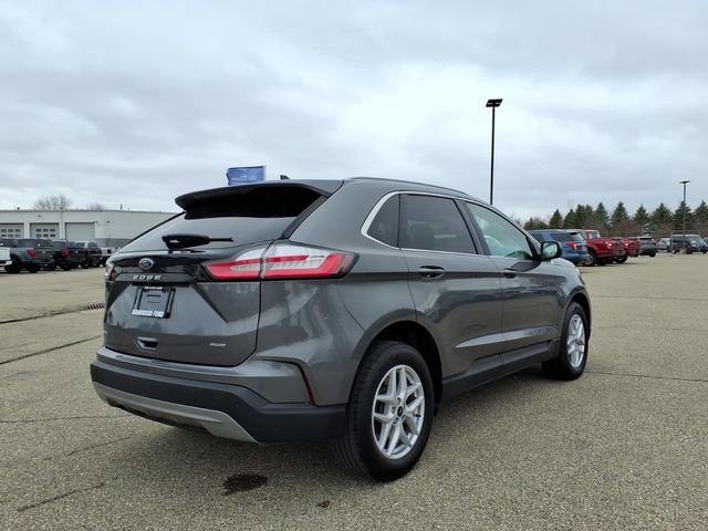 Certified 2023 Ford Edge SEL w/ Convenience Package AWD/4WD image 4