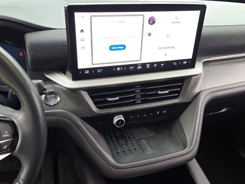 Certified 2025 Ford Explorer Platinum RWD image 18