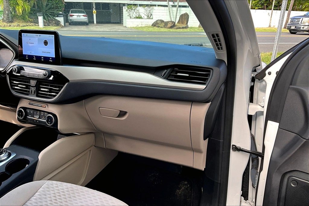 Certified 2022 Ford Escape SE w/ Convenience Package FWD image 16