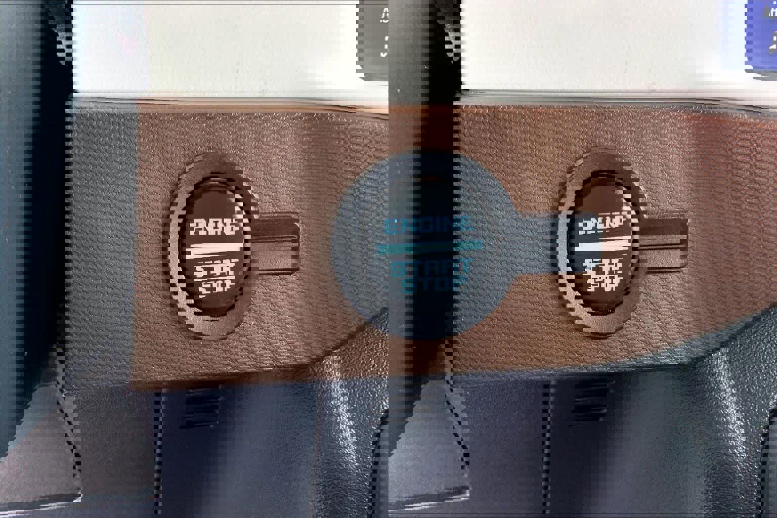 Certified 2023 Ford Bronco Heritage Edition image 30