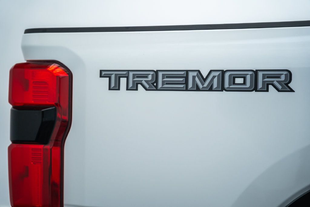 Certified 2026 Ford F250 Lariat w/ Tremor Off-Road Package AWD/4WD image 22