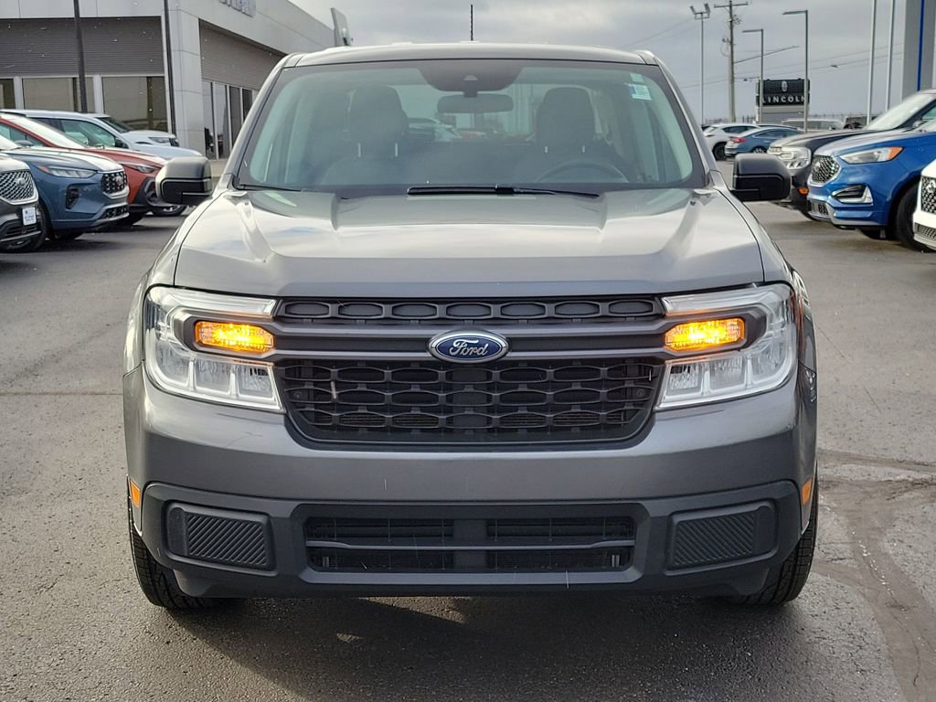 Certified 2023 Ford Maverick XLT image 2
