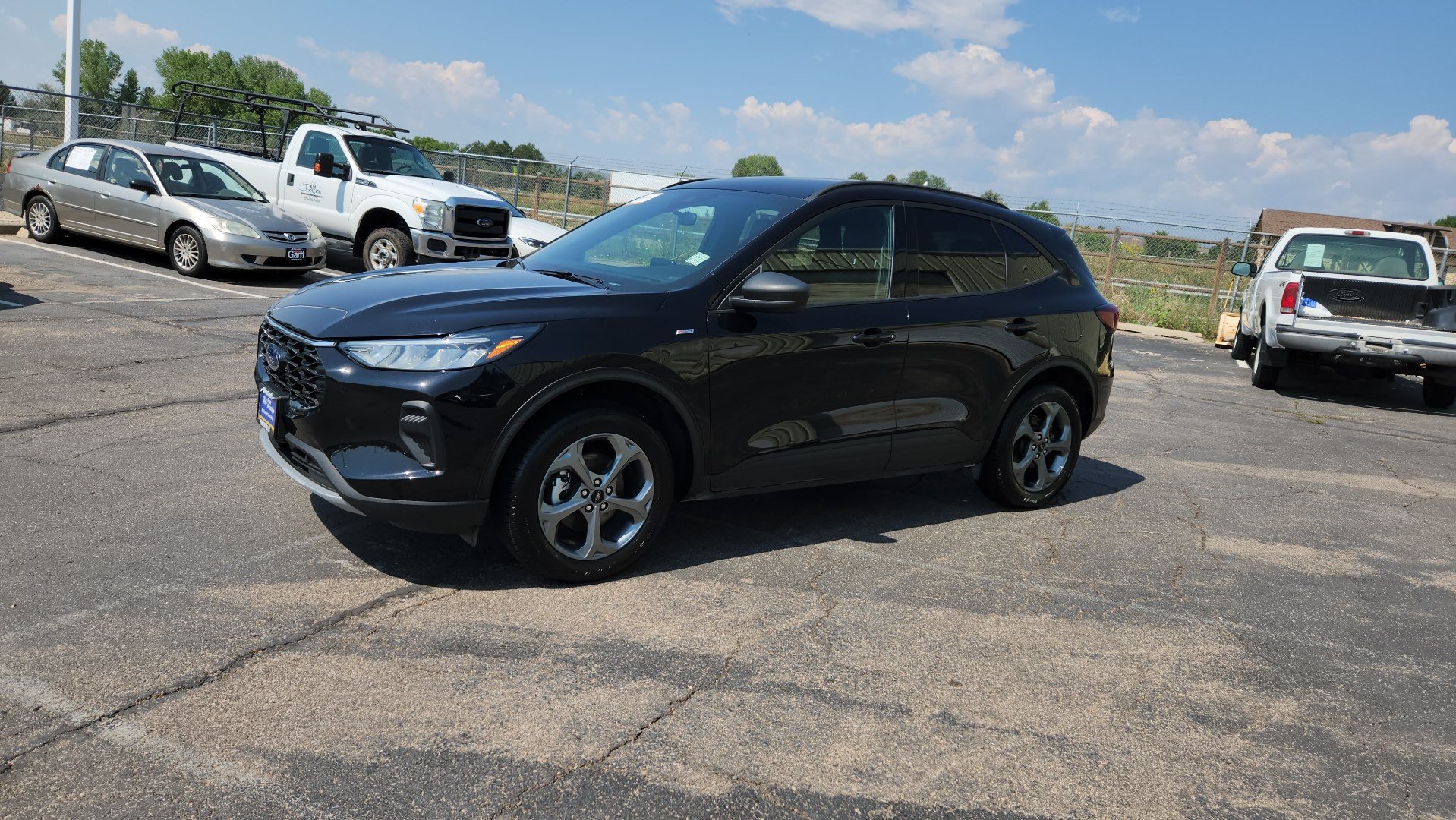 Certified 2025 Ford Escape ST-Line AWD/4WD image 4