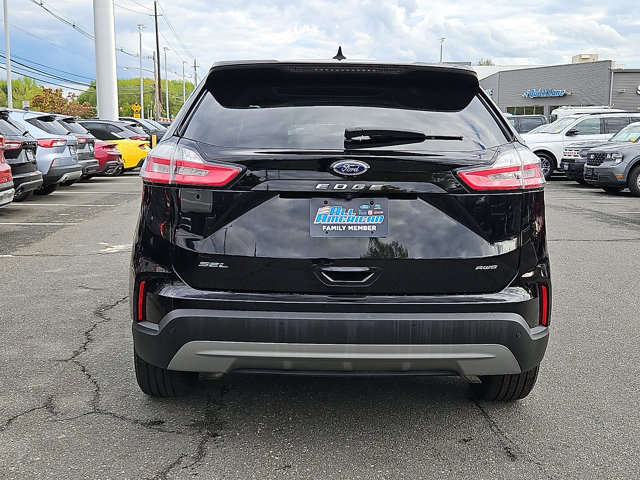 Certified 2022 Ford Edge SEL w/ Convenience Package AWD/4WD image 9