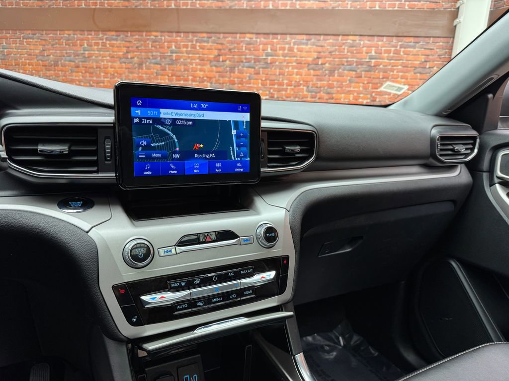 Certified 2023 Ford Explorer XLT w/ Equipment Group 202A image 20