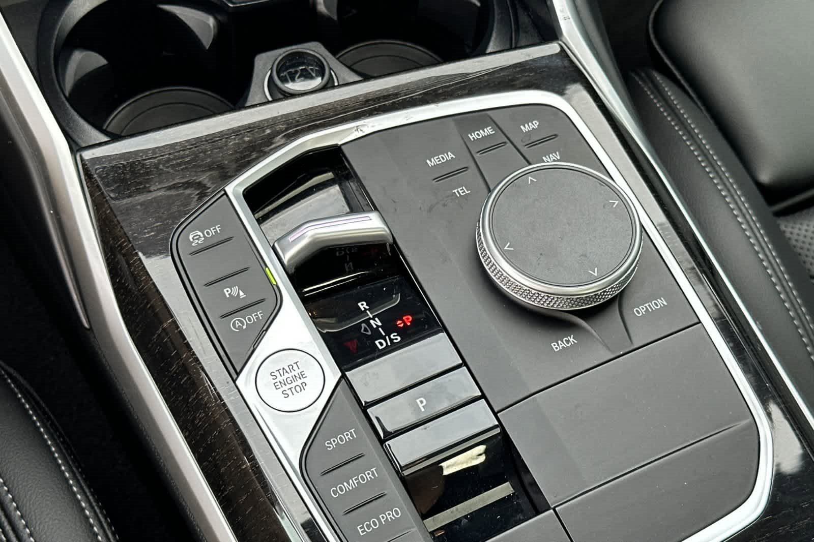 Used 2024 BMW 330i Sedan w/ Convenience Package image 21