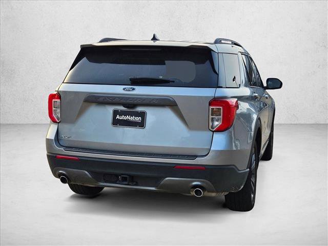 Certified 2023 Ford Explorer XLT w/ Equipment Group 202A RWD image 4
