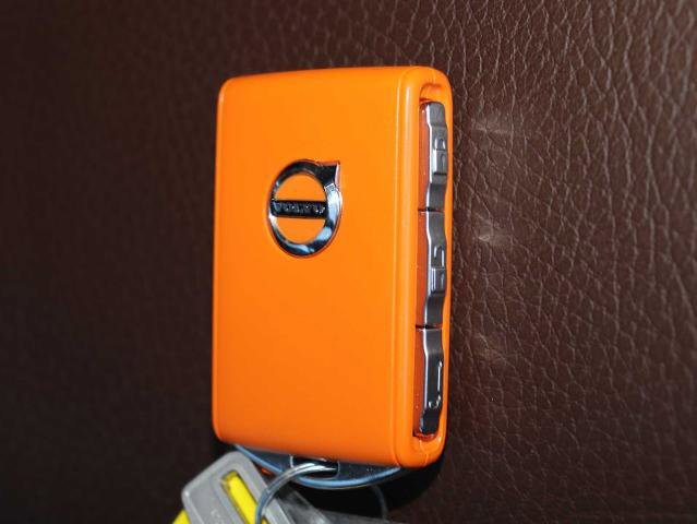 Used 2021 Volvo XC60 T5 Momentum w/ Advanced Package image 36