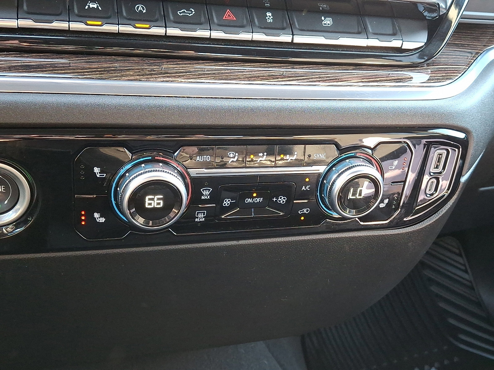 Used 2023 GMC Sierra 1500 Elevation image 23