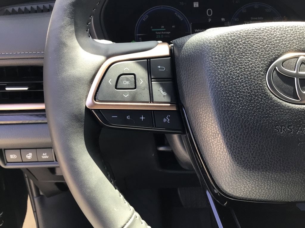 Used 2024 Toyota Grand Highlander AWD Hybrid image 18