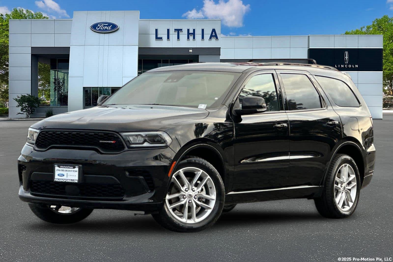 Used 2024 Dodge Durango GT image 1